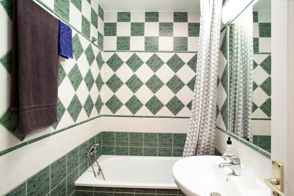 Bathroom, Living room