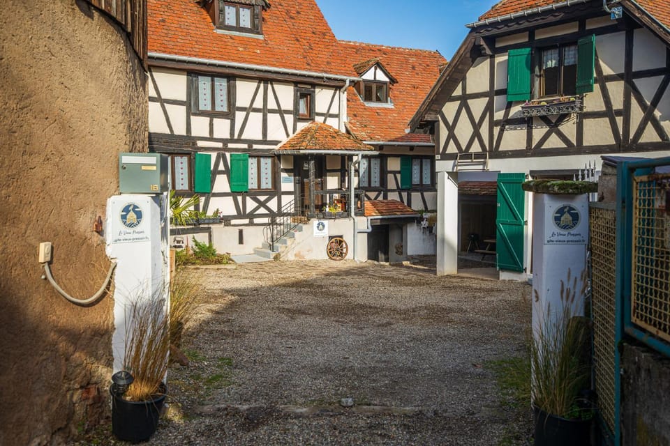 Inner courtyard view