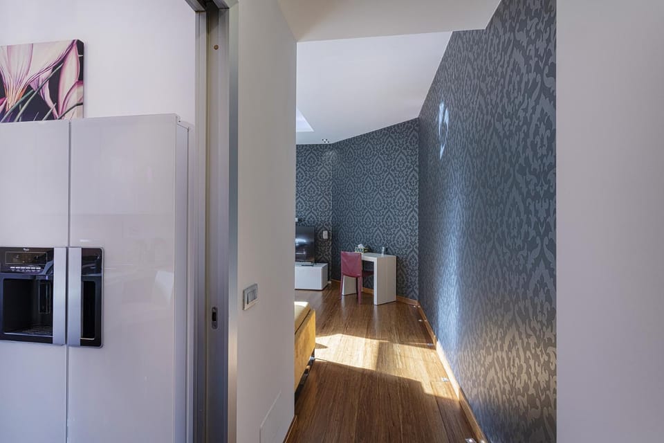 Communal lounge/ TV room, Living room