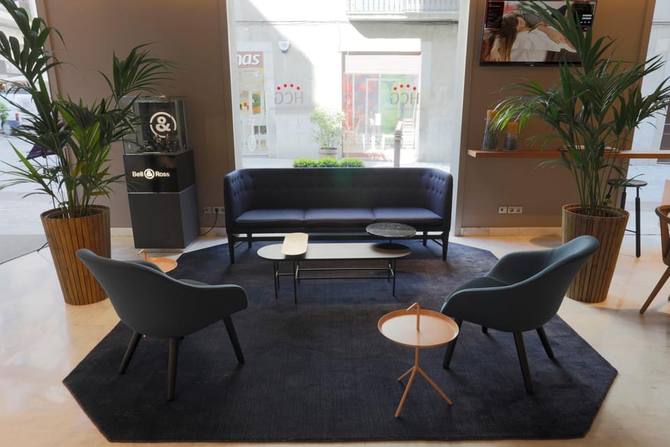 Lounge or bar
