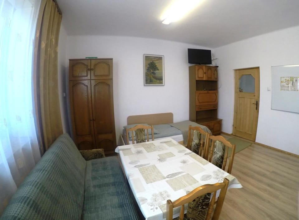 Pokoje gościnne, mieszkanie na wynajem w Świdniku k Lublina Apartment in Masovian Voivodeship