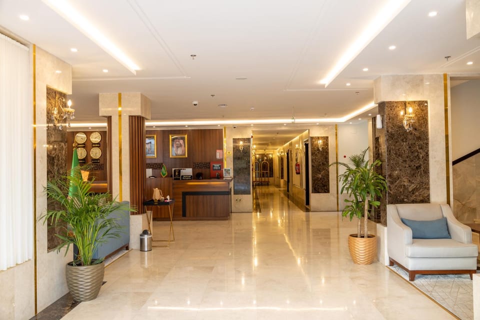 Lobby or reception, Seating area