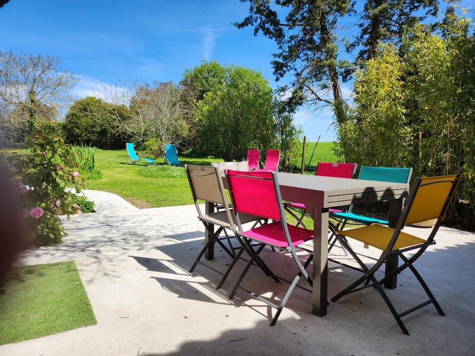 Maison chaleureuse et familiale. House in Pays de la Loire