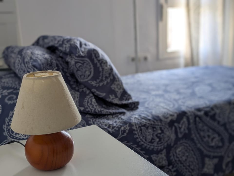 Habitación a 10 minutos de Cádiz con AC y aparcamiento Vacation rental in Costa de la Luz
