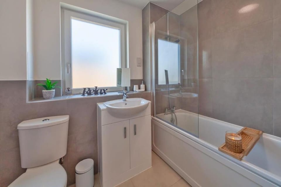 Modern 1 Bedroom Apartment in Ashford Apartment in Ashford