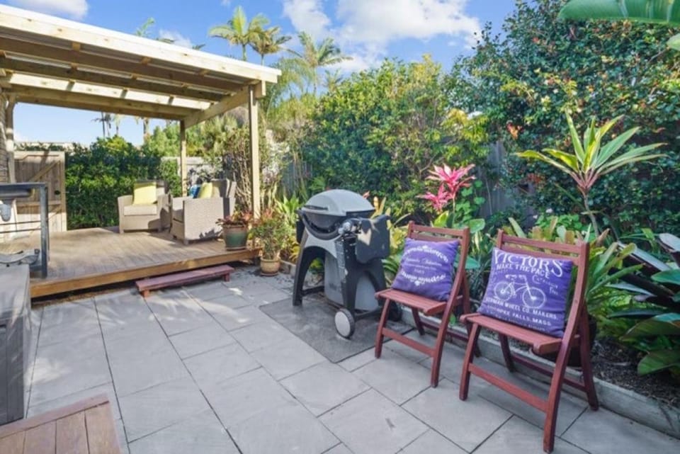 Patio, Garden