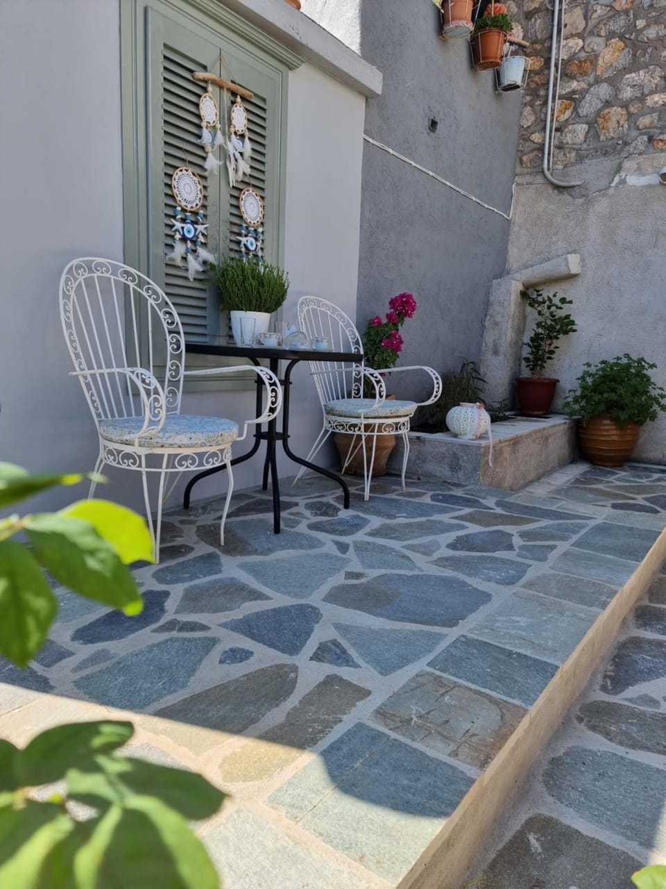 Sweet Stone House Apartment in Islands