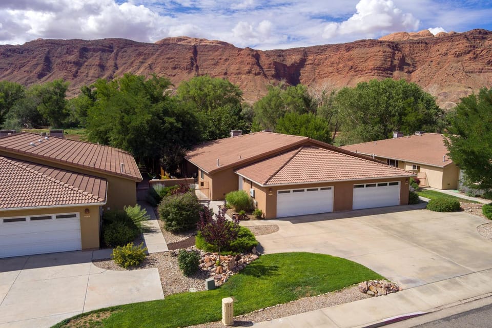 Cottonwoods 401 House in Moab