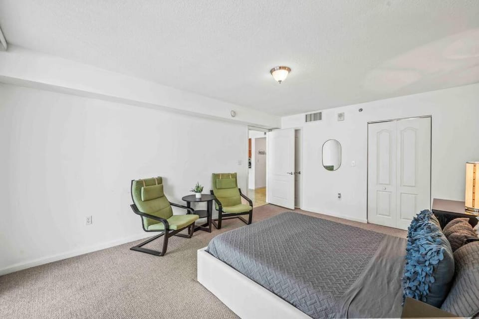 PH Luxury 1 Bed 1 Bath • Brickell • Ocean Views Apartment in Brickell