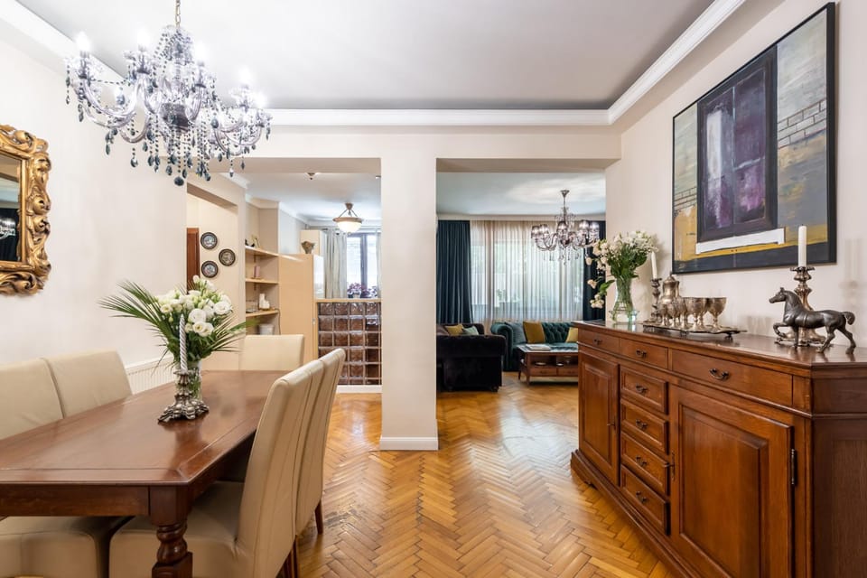 Casa Lu Villa in Bucharest
