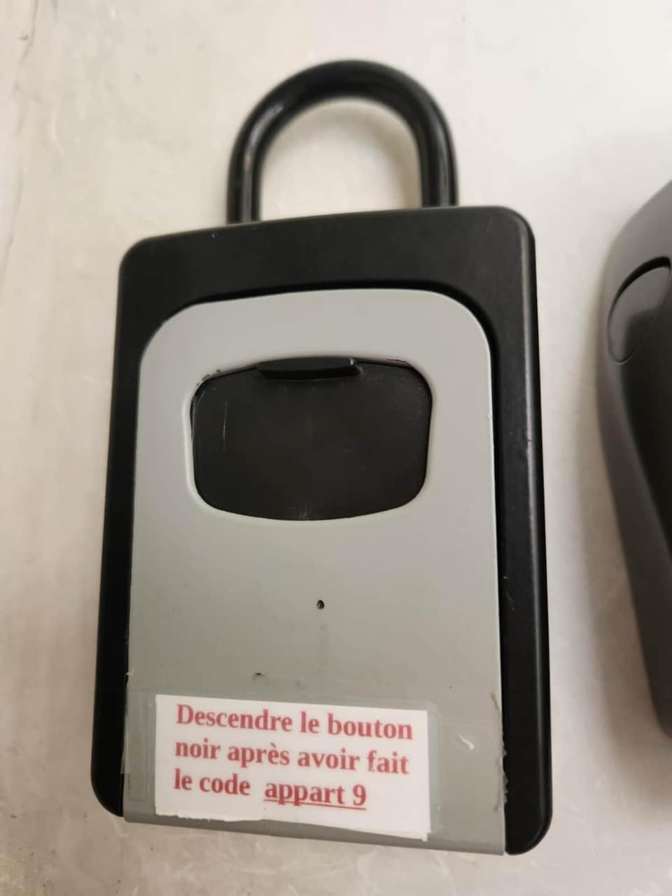 Cadre exceptionnel niché sous les toits dans le quartier historique Apartment in Albi