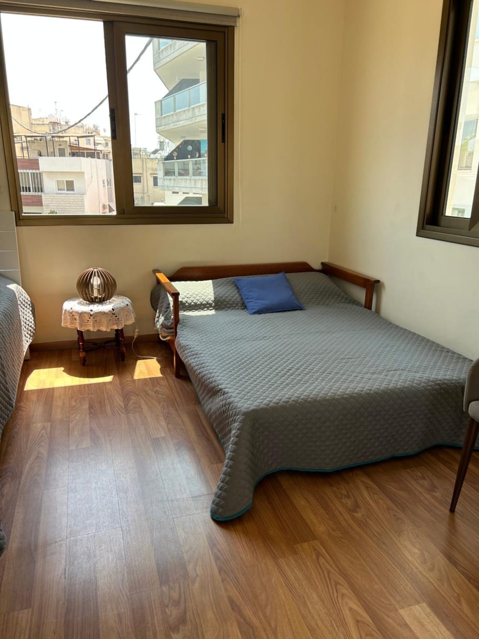 Bed, Living room, Photo of the whole room, Seating area, bunk bed