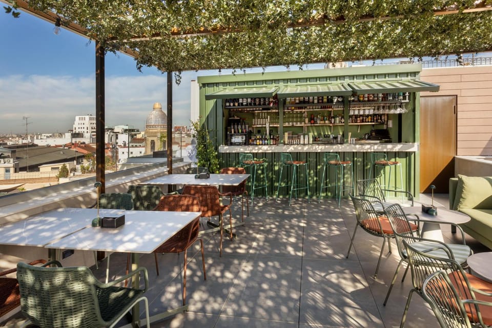 Balcony/Terrace, City view, Swimming pool