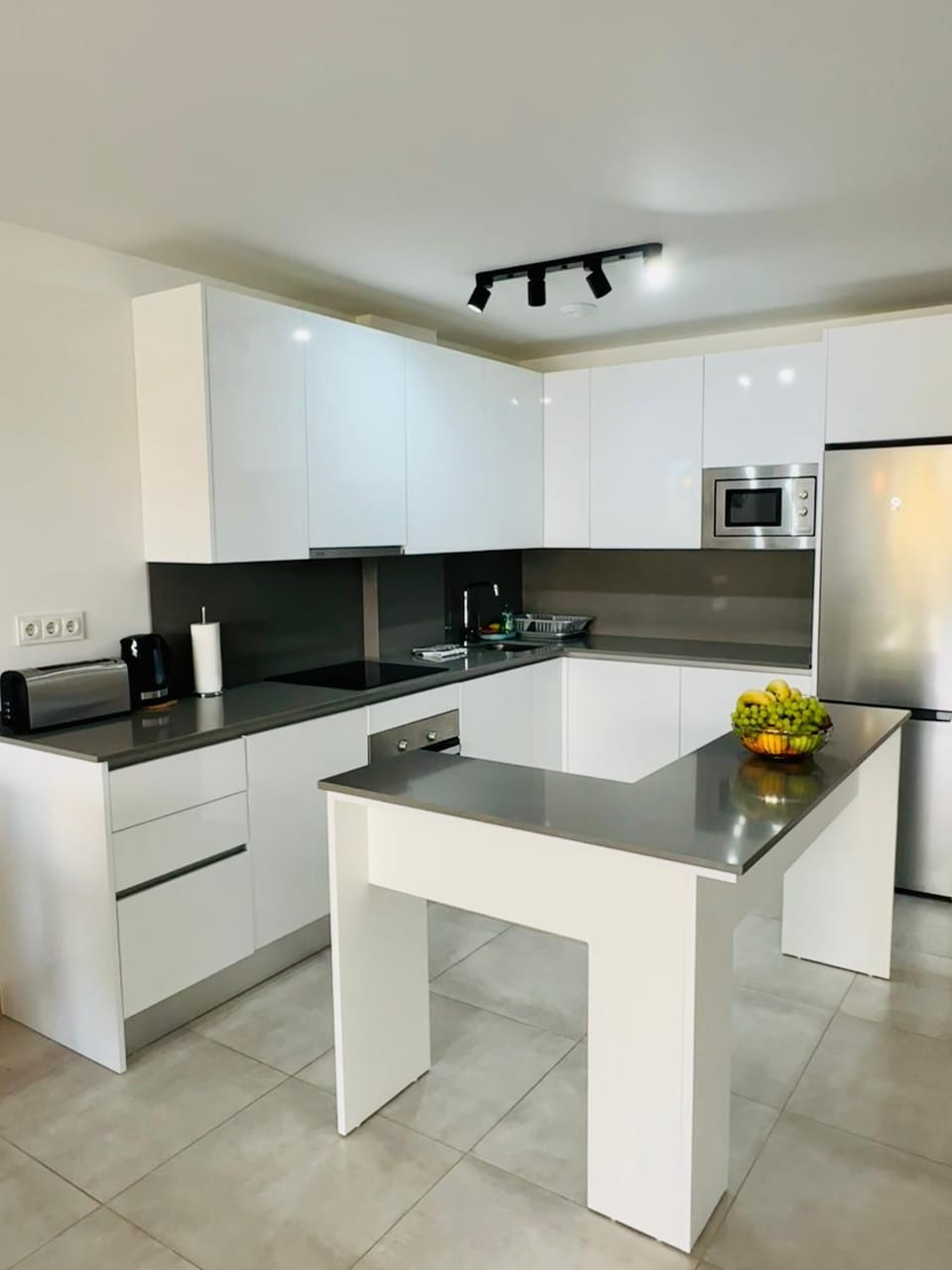 Kitchen or kitchenette, kitchen