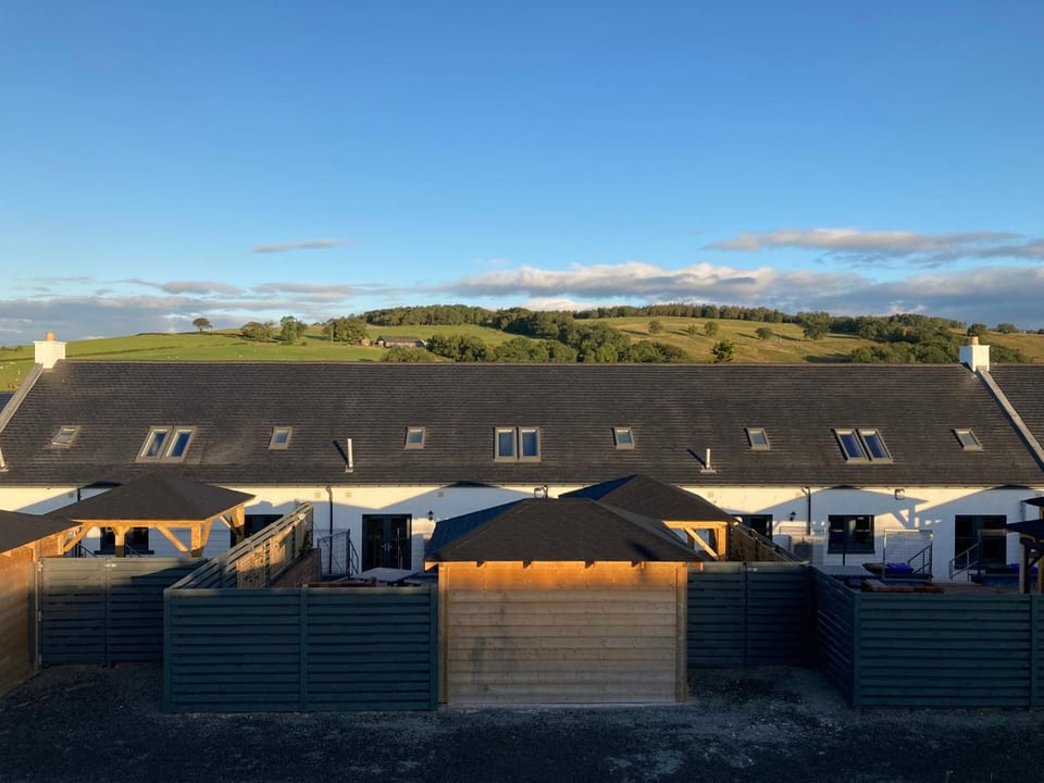 Property building, View (from property/room)