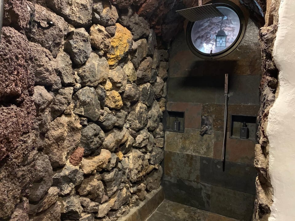 La Cueva de Villa Gardel Villa in Canary Islands