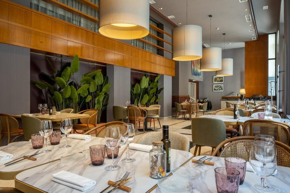 Restaurant/places to eat, Food and drinks, Food, Drinks