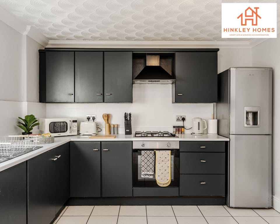 Kitchen or kitchenette, minibar, pet friendly, stove, toaster