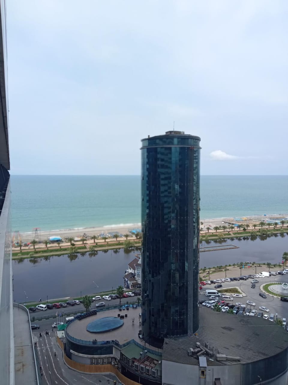 Day, Neighbourhood, Natural landscape, Bird's eye view, City view, Sea view, Parking