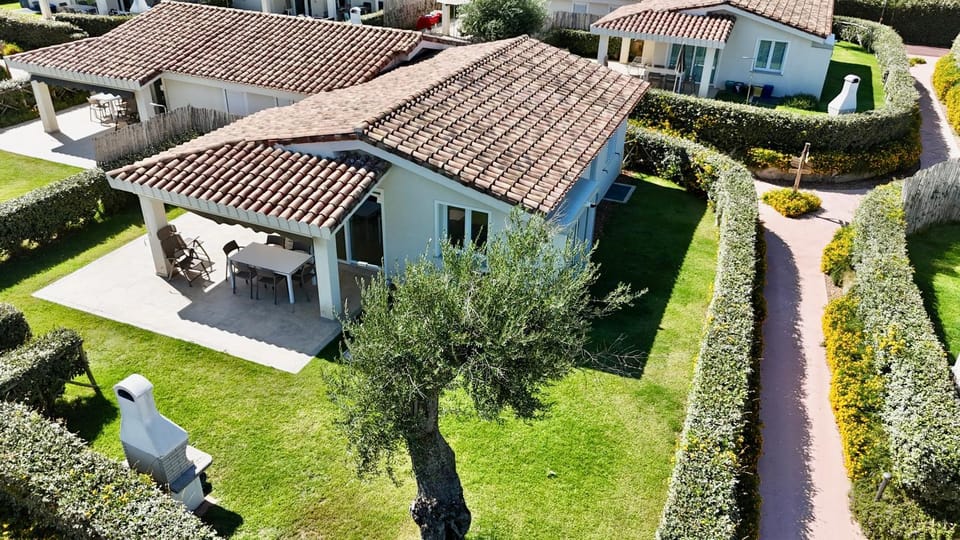 Property building, Garden view