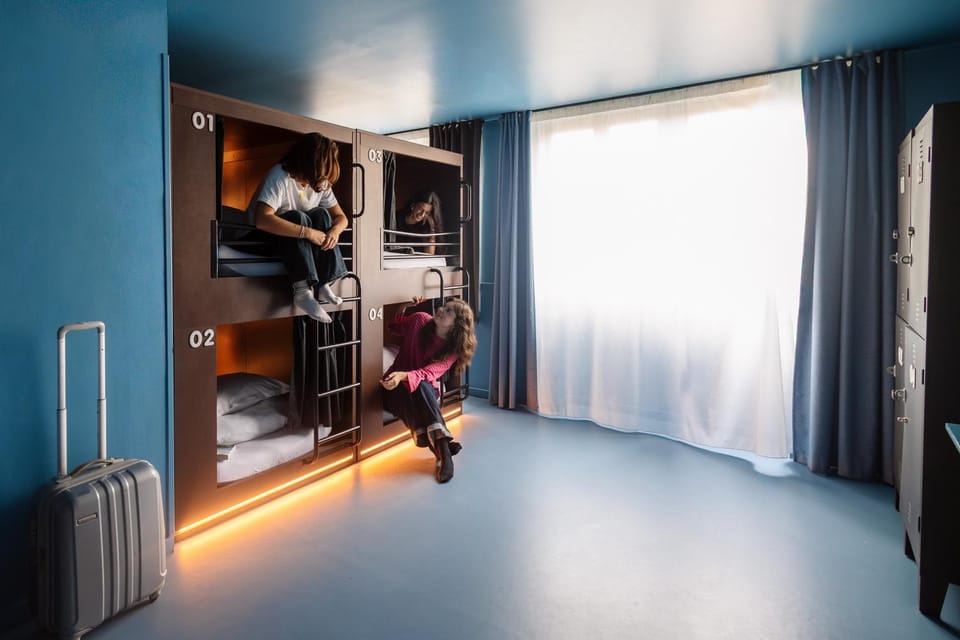 Photo of the whole room, bunk bed