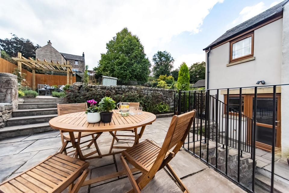 Patio, Day, Garden, View (from property/room), Seating area, Dining area