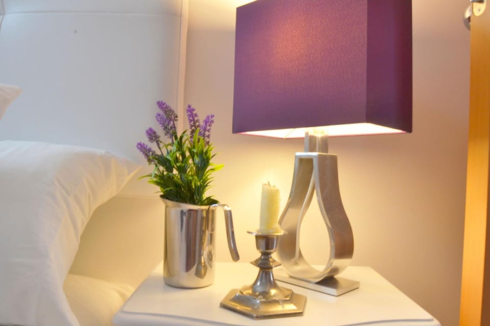Bed, Decorative detail, Bedroom