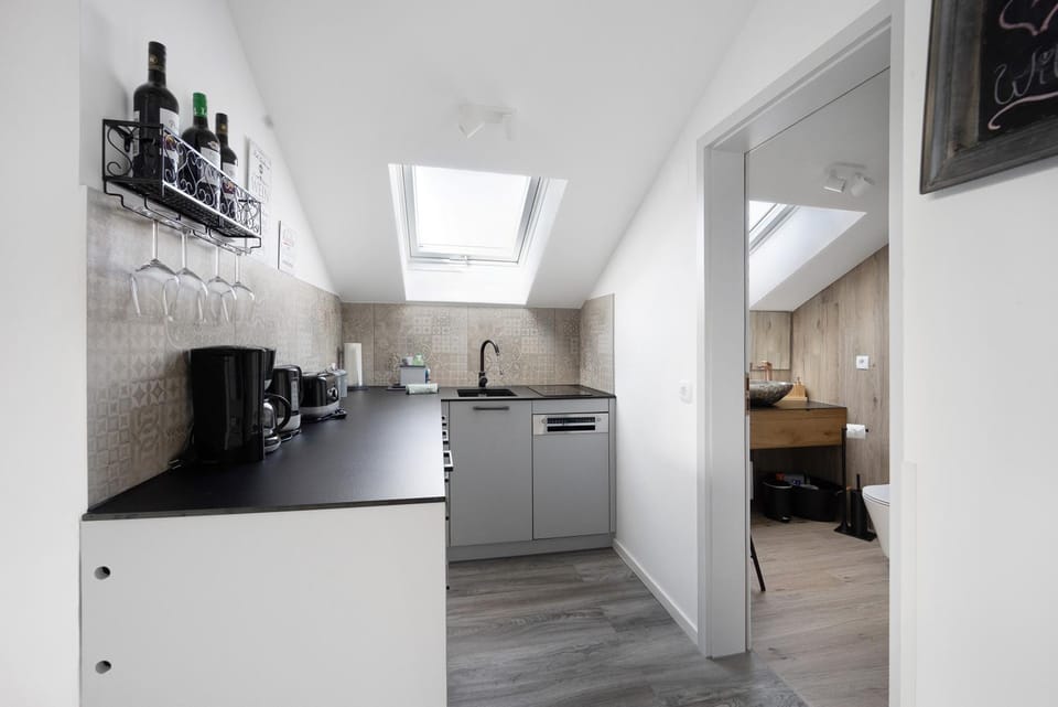 Property building, Kitchen or kitchenette, Living room