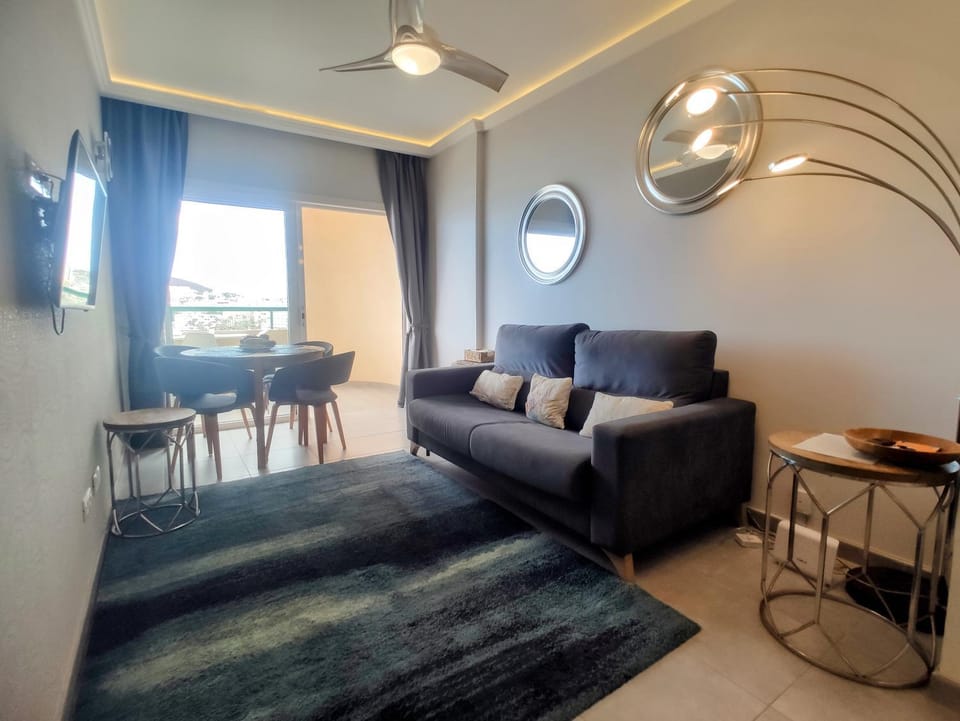 TV and multimedia, Living room, Dining area