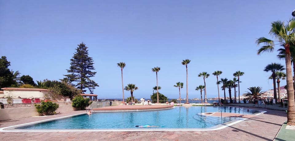 Pool view, Sea view, Swimming pool