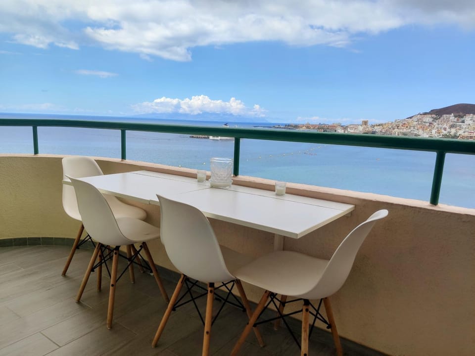 View (from property/room), Balcony/Terrace, Sea view
