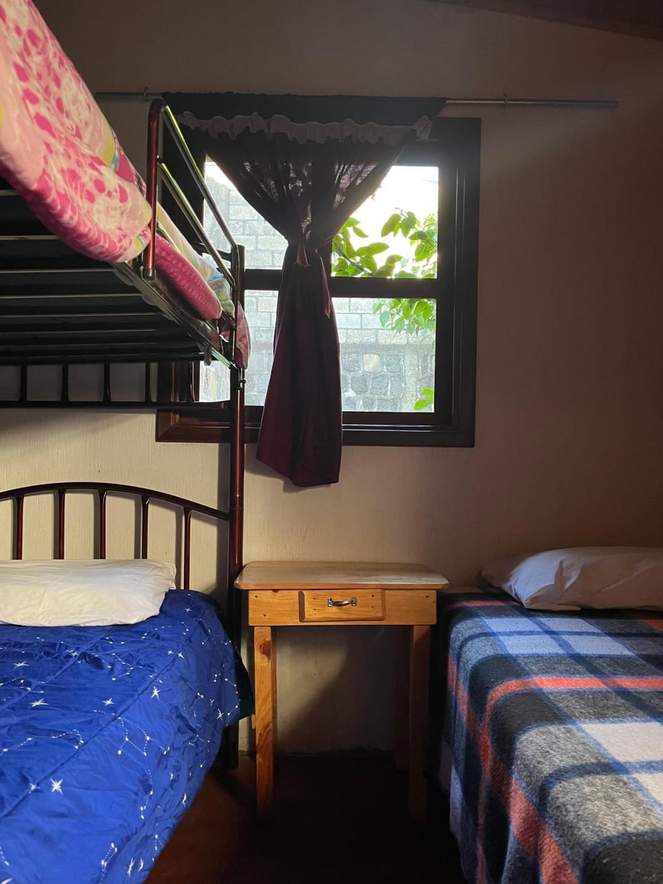 Bed, bunk bed