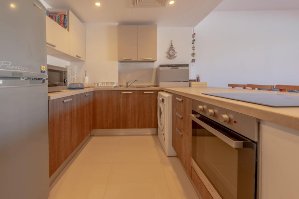 Cozy 2-Bedroom Apartment in G-Cribs, El Gouna. Terrace & Pool Apartment in Hurghada