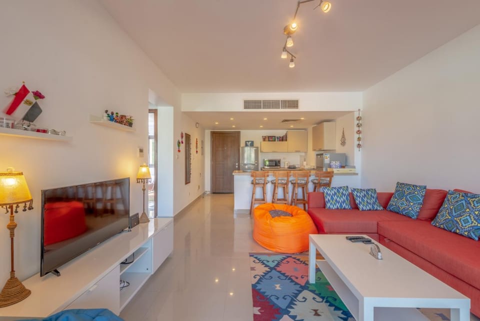 Cozy 2-Bedroom Apartment in G-Cribs, El Gouna. Terrace & Pool Apartment in Hurghada