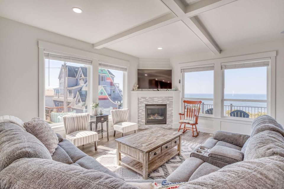 Lincoln Landing House in Lincoln City