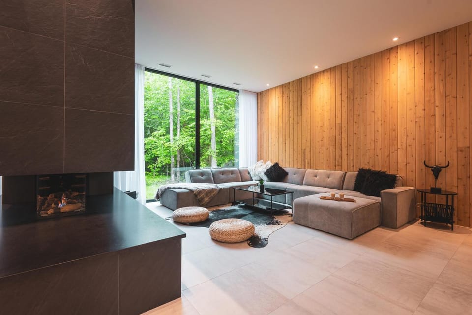 Living room, Seating area, fireplace