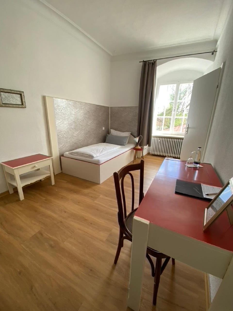 Seating area, Bedroom