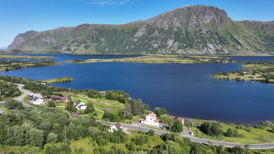 Nearby landmark, Natural landscape, Bird's eye view, Lake view, Mountain view