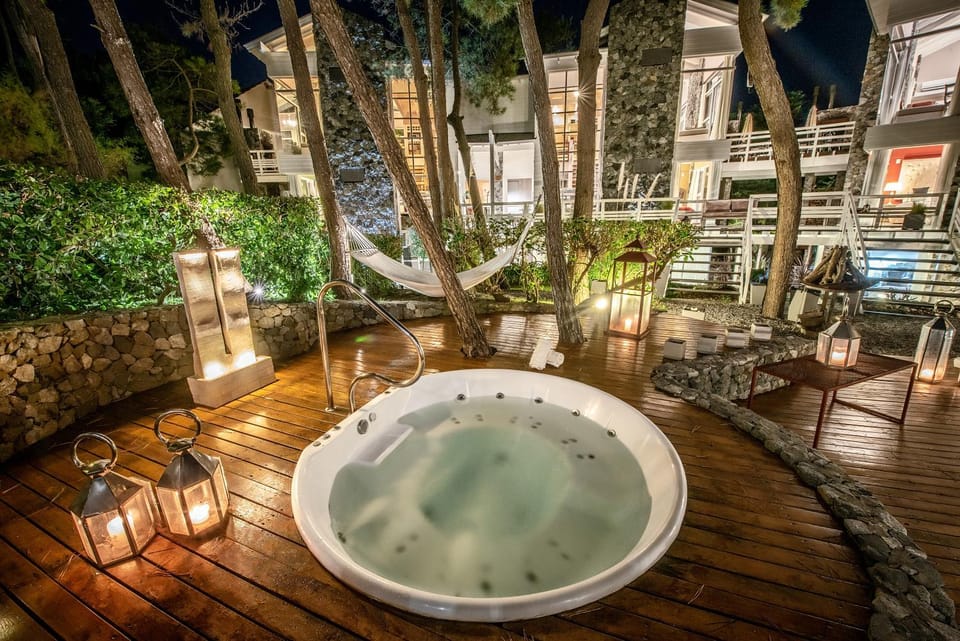 Hot Tub