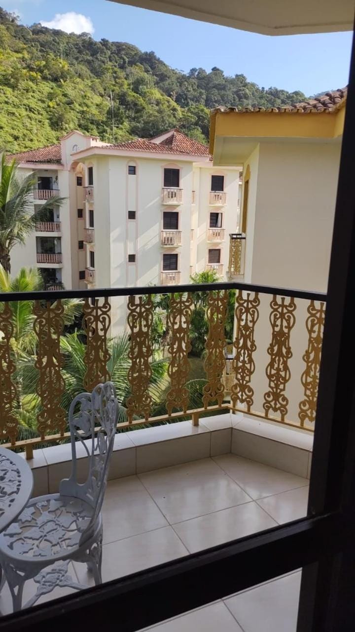 Apartamento no Condominio Wembley Tenis Apartment in State of São Paulo