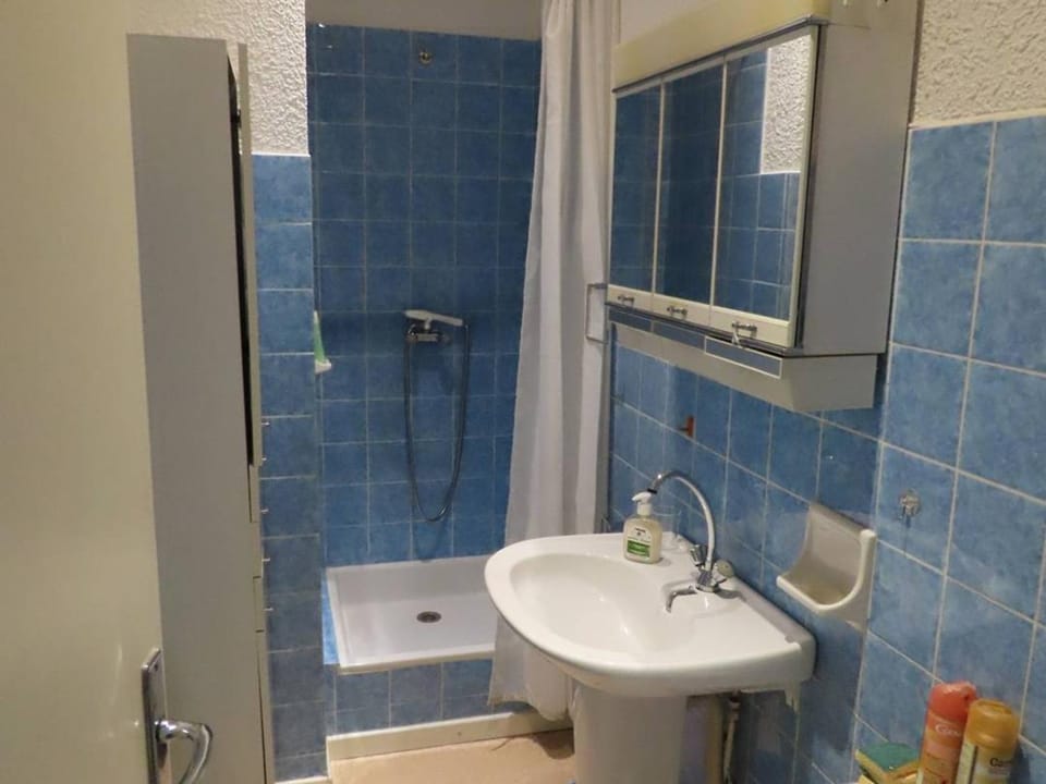 Studio 4 personnes en centre-ville proche des thermes - FR-1-234-287 Apartment in Cauterets