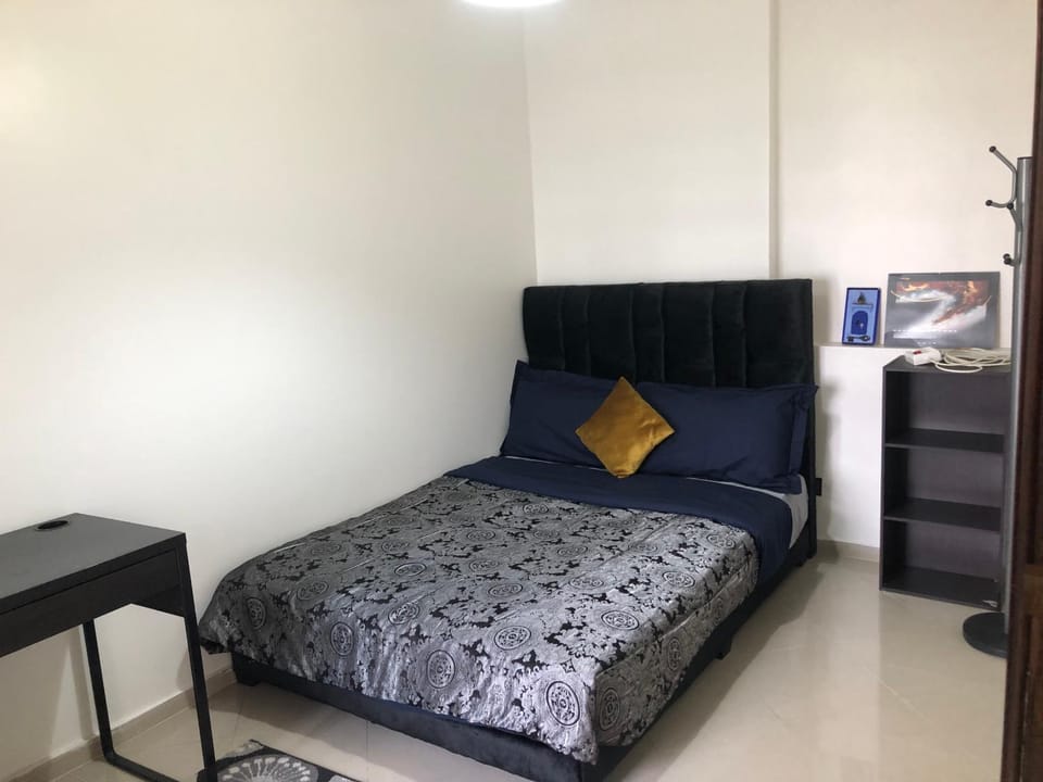Bel Appartement spacieux 3 pièces avec double salon Paisible & Proche de la Gare d'Agdal Apartment in Rabat
