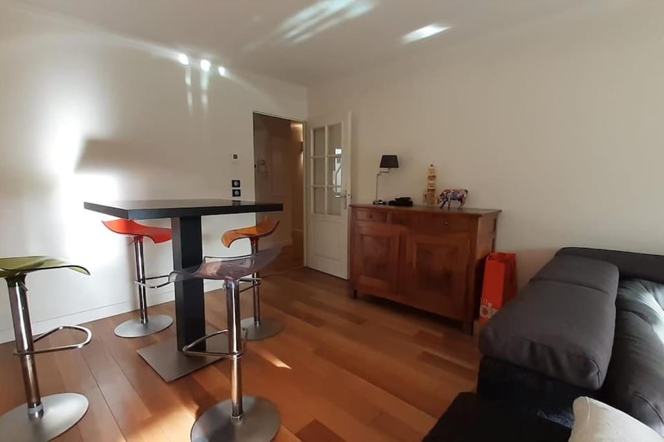 Appt centre ville "Parc Olympe de Gouges" avec garage Apartment in Annemasse