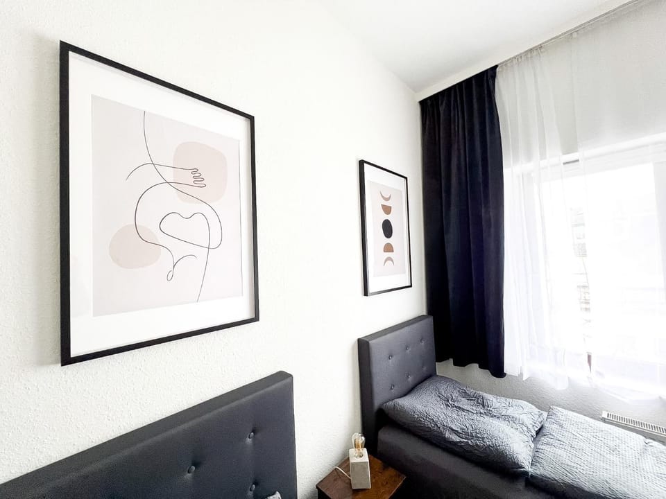 Krefeld House - 20 Min to DUS AIRPORT & MESSE Apartment in Krefeld