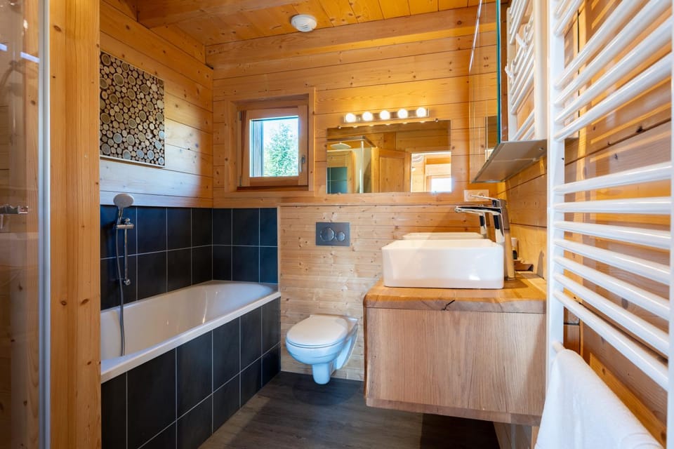 Toilet, Bathroom, Bath
