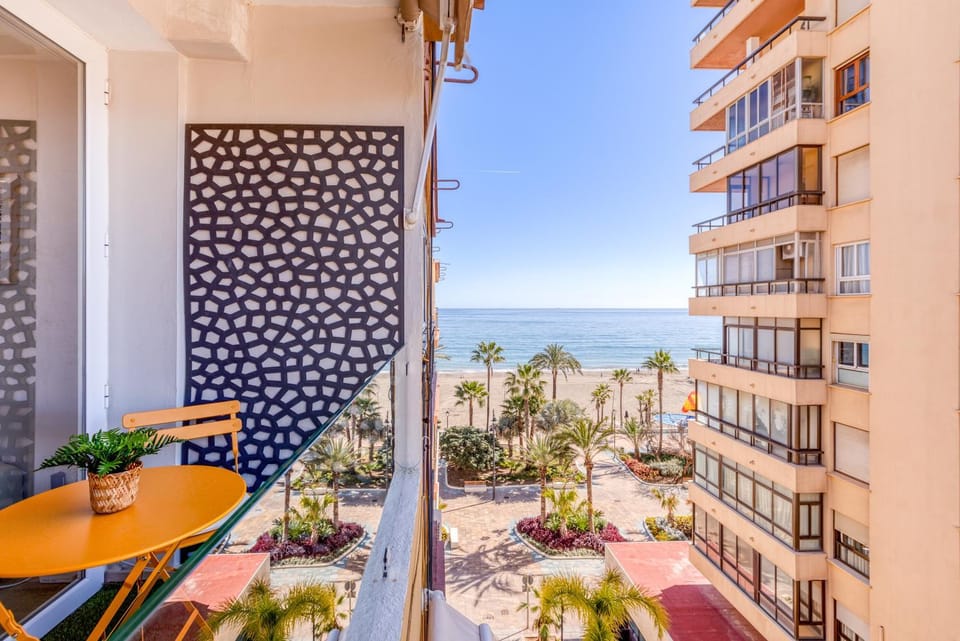 Property building, View (from property/room), Balcony/Terrace, Sea view