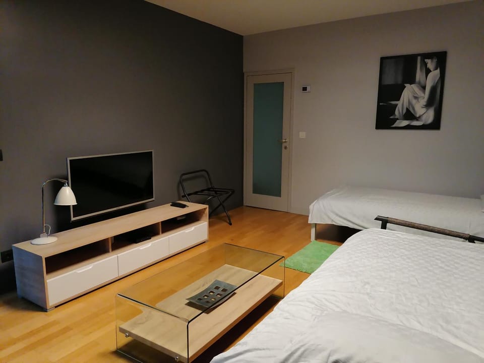 TV and multimedia, Bedroom