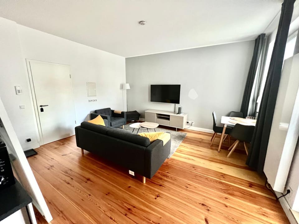 Living room, Photo of the whole room, Seating area
