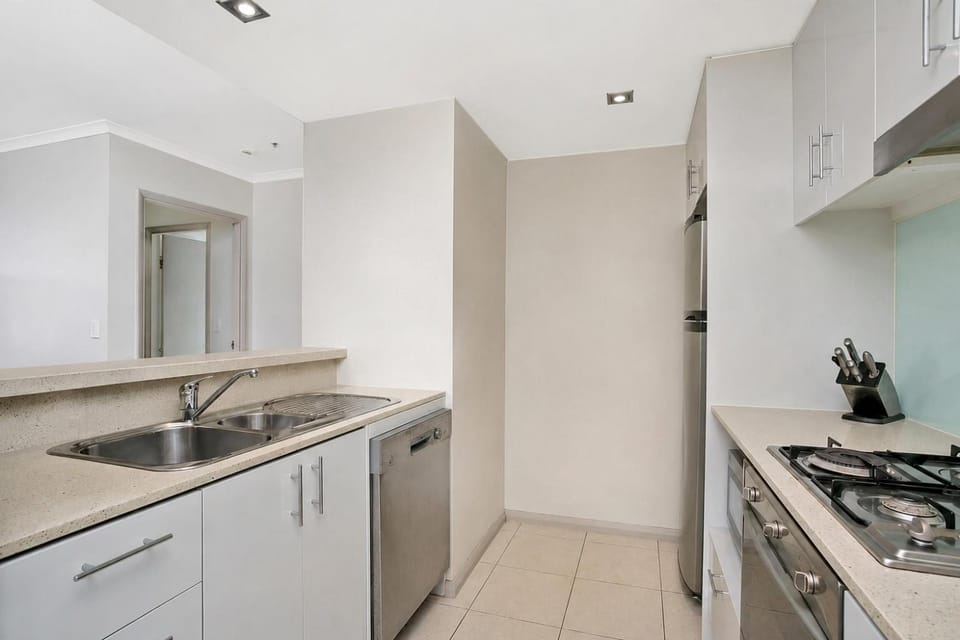 L1101 Atchison Street - St Leonards Apartment in Sydney