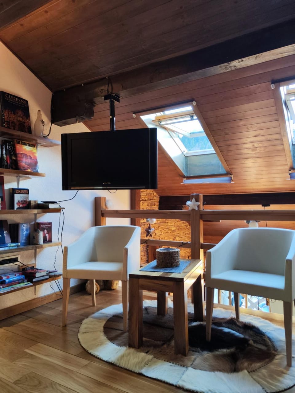 Communal lounge/ TV room, Seating area